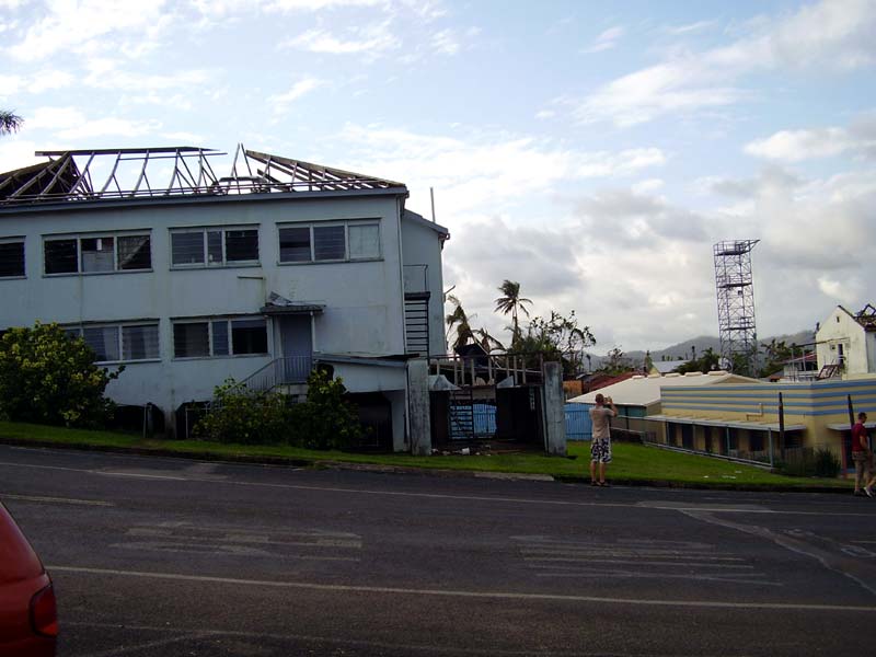 100-Innisfail-syklonherjet-by-uten-tak