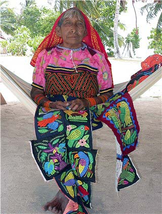 12_kuna-bestemor_i_hengekoeya
