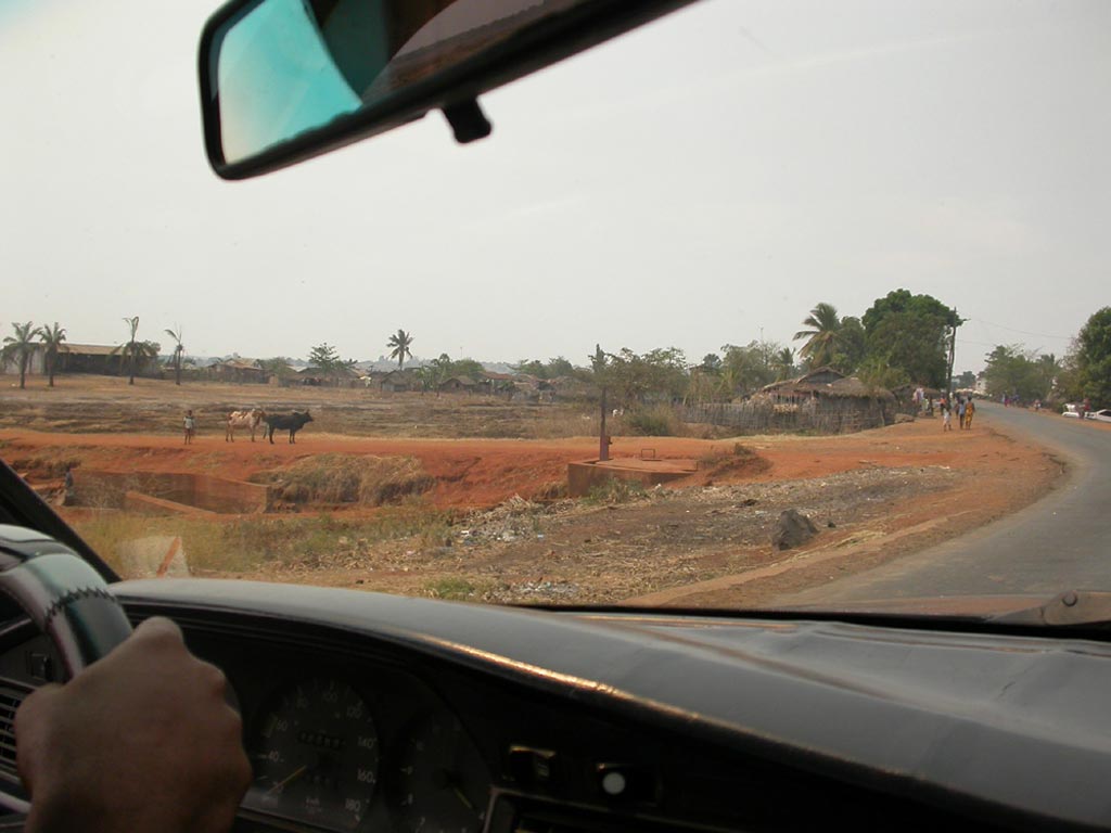 P__-veg-til-Mahajanga